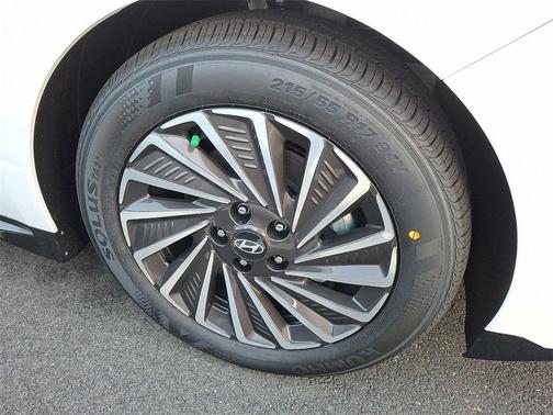 2026 Hyundai SONATA Hybrid SE