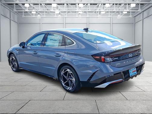 2026 Hyundai SONATA SEL