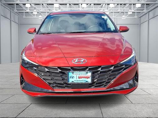 2022 Hyundai ELANTRA Limited