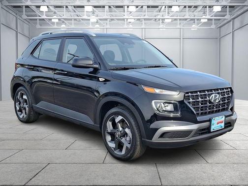 Onyx Black 2026 Hyundai VENUE SEL SUV