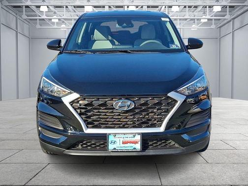 Black Noir Pearl 2019 Hyundai TUCSON SE