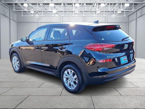 Black Noir Pearl 2019 Hyundai TUCSON SE