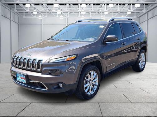 Granite Crystal Metallic Clearcoat 2017 Jeep Cherokee Limited