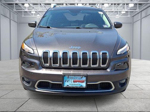 Granite Crystal Metallic Clearcoat 2017 Jeep Cherokee Limited