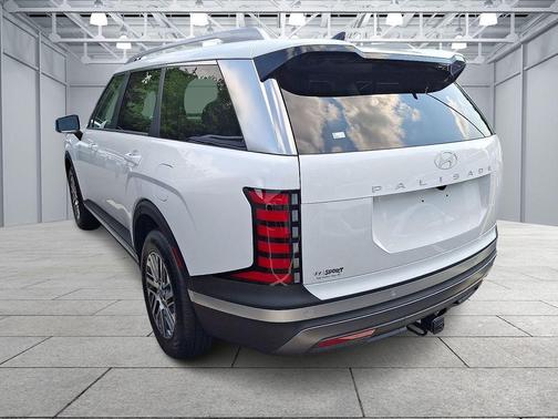 Creamy White Pearl 2027 Hyundai PALISADE SEL 8P