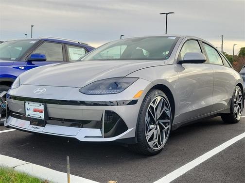 2024 Hyundai IONIQ 6 SEL