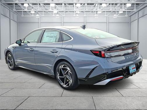 2026 Hyundai SONATA SEL