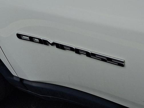 White Clearcoat 2021 Jeep Compass Limited