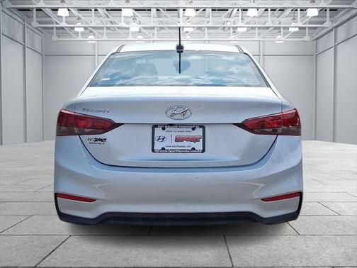 2022 Hyundai Accent SEL