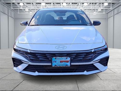 2025 Hyundai ELANTRA Sport