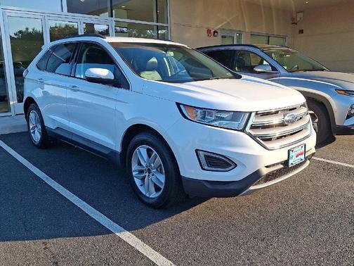 Oxford White 2018 Ford Edge SEL