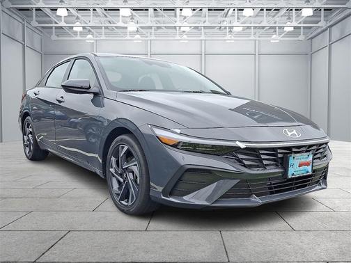 2025 Hyundai ELANTRA Sport