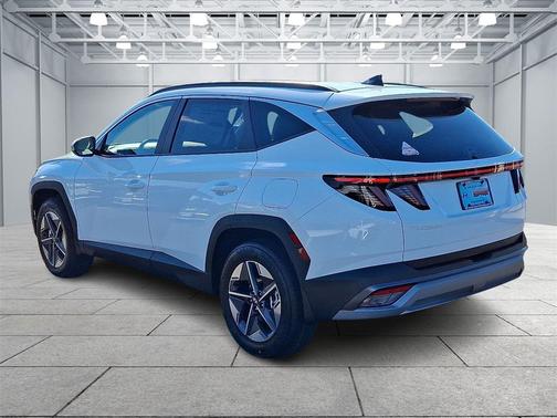2026 Hyundai TUCSON SEL Convenience