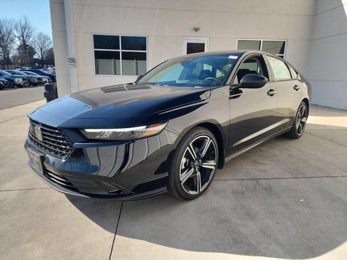 Crystal Black Pearl 2026 Honda Accord SE