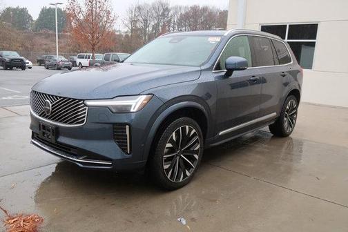 2025 Volvo XC90 B6 Plus 7-Seater