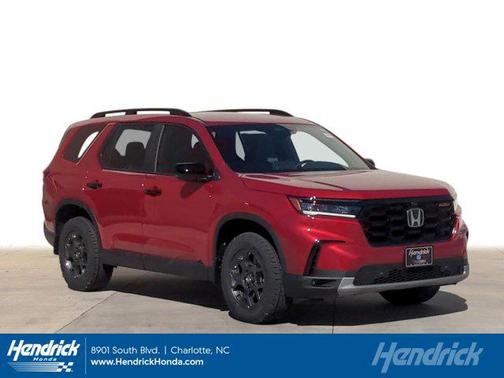 2025 Honda Pilot Touring 8-Passenger