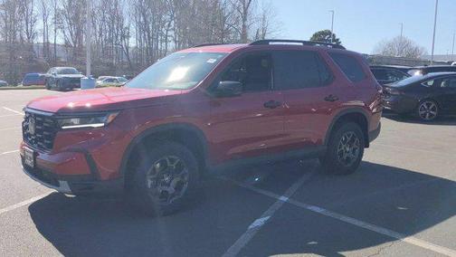 2025 Honda Pilot Touring 8-Passenger