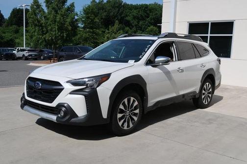 2025 Subaru Outback Touring