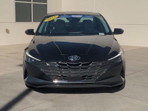 2023 Hyundai ELANTRA HEV Limited