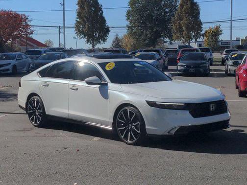 2023 Honda Accord Hybrid Touring