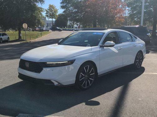 2023 Honda Accord Hybrid Touring