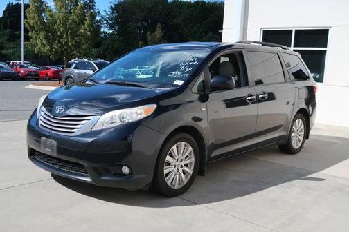 2016 Toyota Sienna XLE Premium
