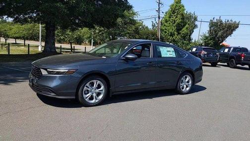 2025 Honda Accord LX 1.5T