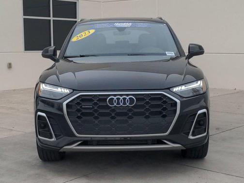 2023 Audi Q5 45 S line Prestige