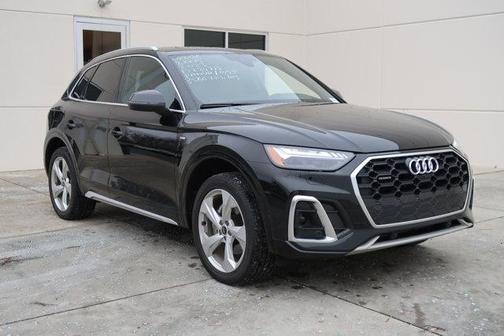 2023 Audi Q5 45 S line Prestige