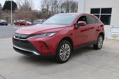 2023 Toyota Venza XLE