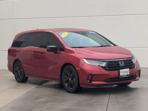 Radiant Red Metallic II 2024 Honda Odyssey Sport