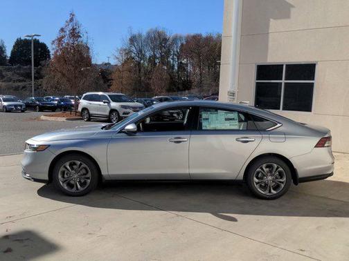 2024 Honda Accord EX 1.5T