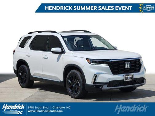 2025 Honda Pilot Touring 8-Passenger