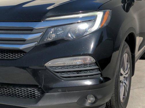 Crystal Black Pearl 2016 Honda Pilot EX-L