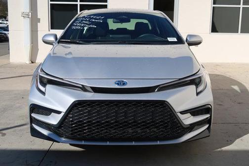 2024 Toyota Corolla Hybrid SE