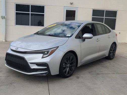 2024 Toyota Corolla Hybrid SE