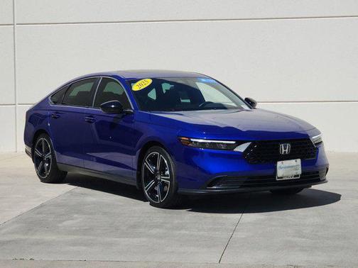 Still Night Pearl 2025 Honda Accord Hybrid Sport