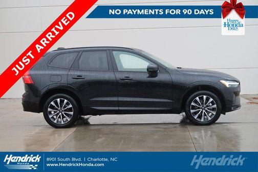 2025 Volvo XC60 B5 Plus