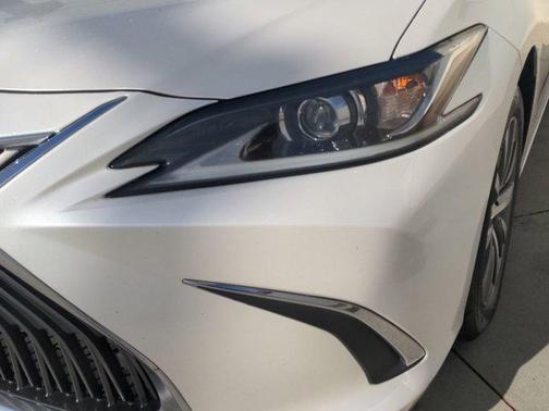 2019 Lexus ES 350 Base