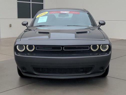 2016 Dodge Challenger SXT