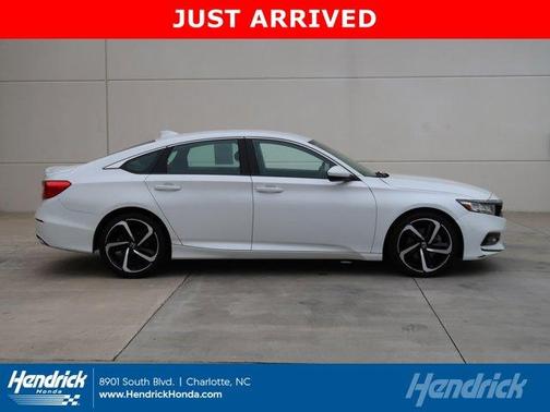 Photo 1 of 33 of 2018 Honda Accord Sport