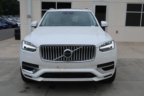 2022 Volvo XC90 Recharge Plug-In Hybrid T8 Inscription Expression 6 Passenger