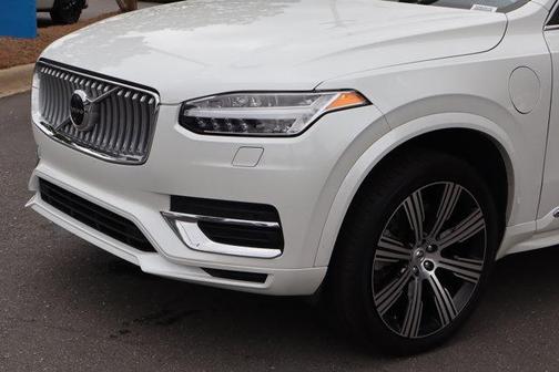 2022 Volvo XC90 Recharge Plug-In Hybrid T8 Inscription Expression 6 Passenger