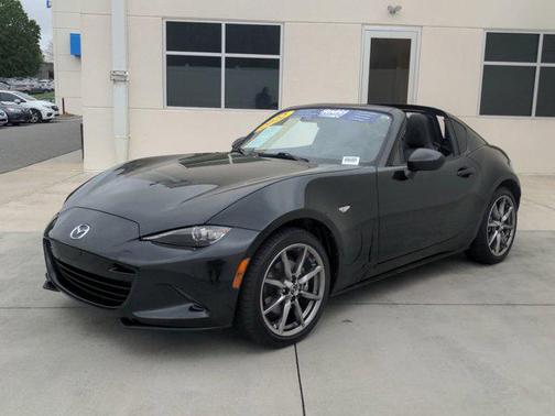 2022 Mazda MX-5 Miata RF Grand Touring