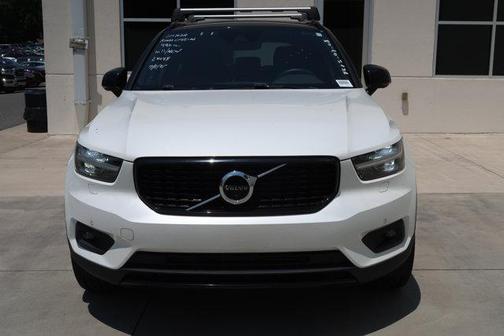 2021 Volvo XC40 T5 R-Design