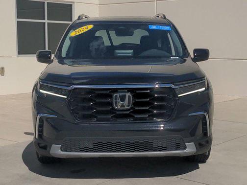 2024 Honda Pilot Touring 8-Passenger