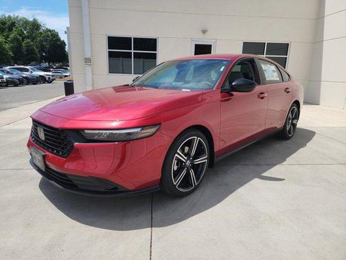 Radiant Red Metallic 2026 Honda Accord SE