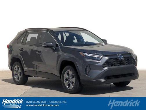 2022 Toyota RAV4 Hybrid XLE