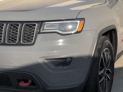 2020 Jeep Grand Cherokee Trailhawk