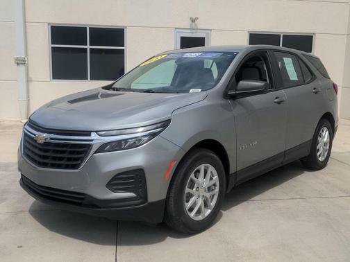 Sterling Gray Metallic 2023 Chevrolet Equinox LS